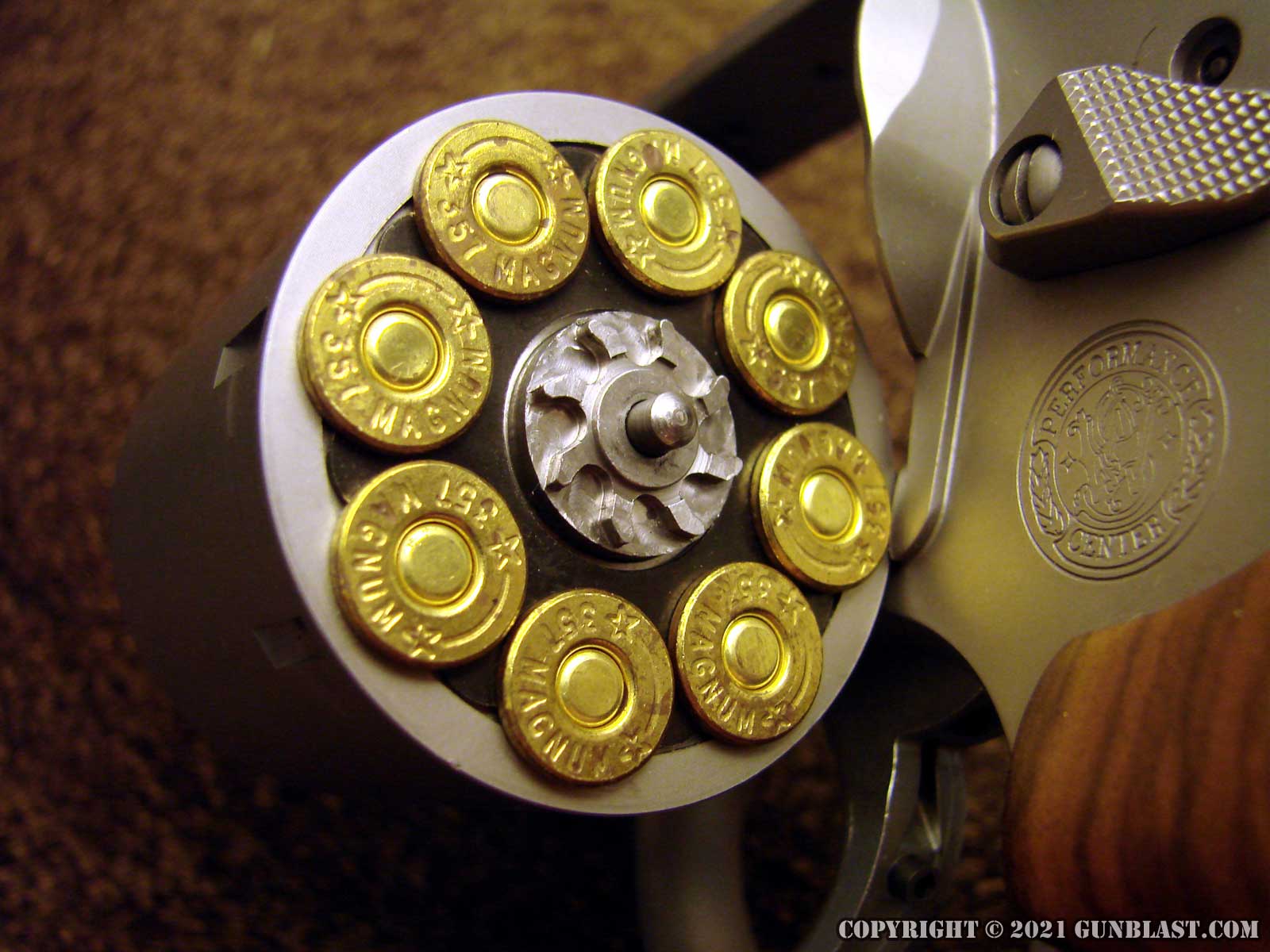Smith & Wesson® Performance Center Model 627 8-Shot 357 Magnum / 38 ...
